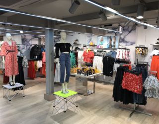 top 5 women's wear store in amsterdam