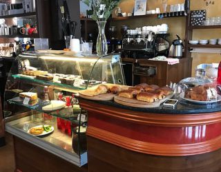 top 5 cafes in paris